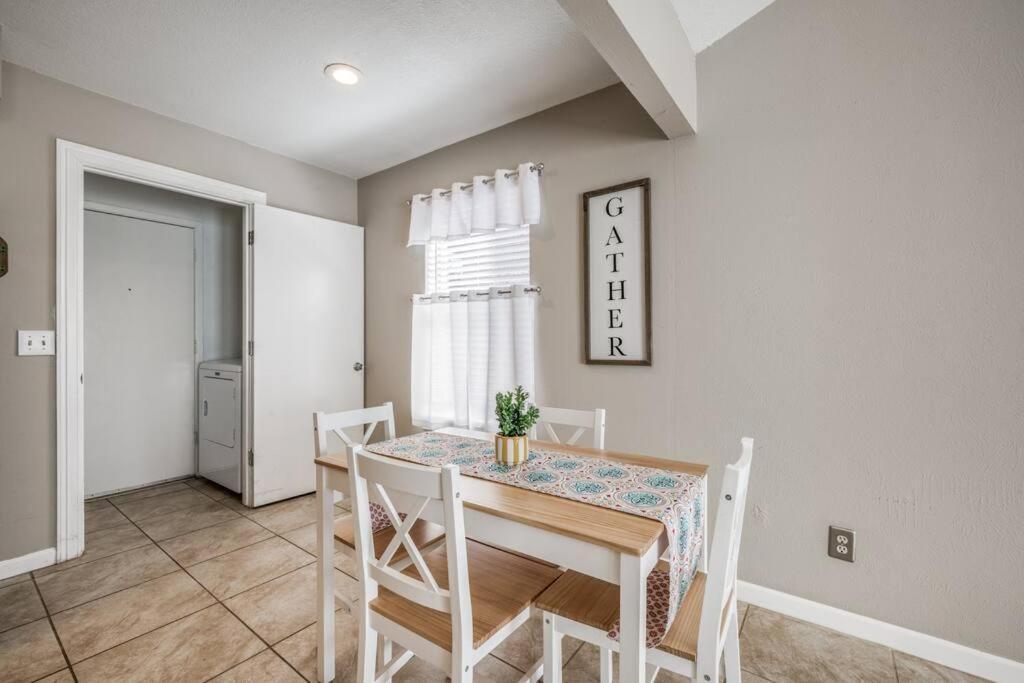 Centrally Located 3br 2ba - !