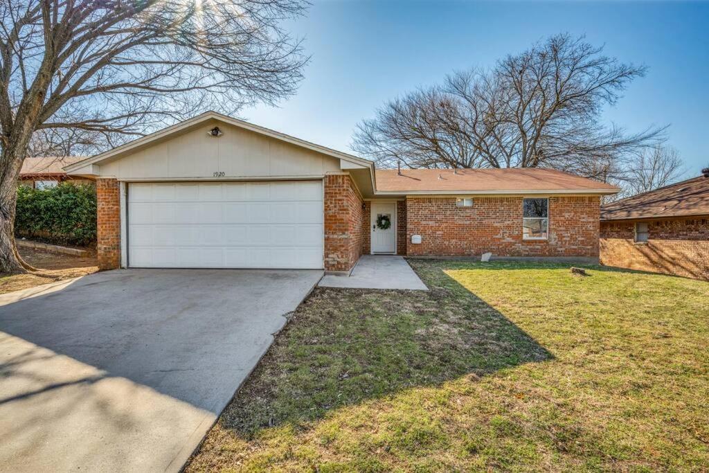 Centrally Located 3br 2ba - ! Holiday home *